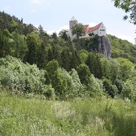 Hotel Hotel-gasthof Zur Krone Riedenburg